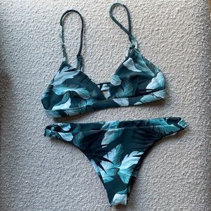 MIKOH Swimsuit size small